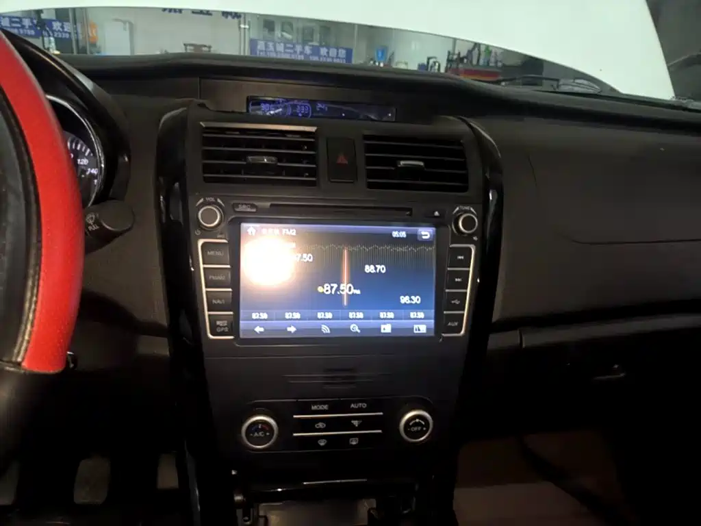 BAIC Huansu S3 2016 2016 1.5L Manual Luxury (China IV)