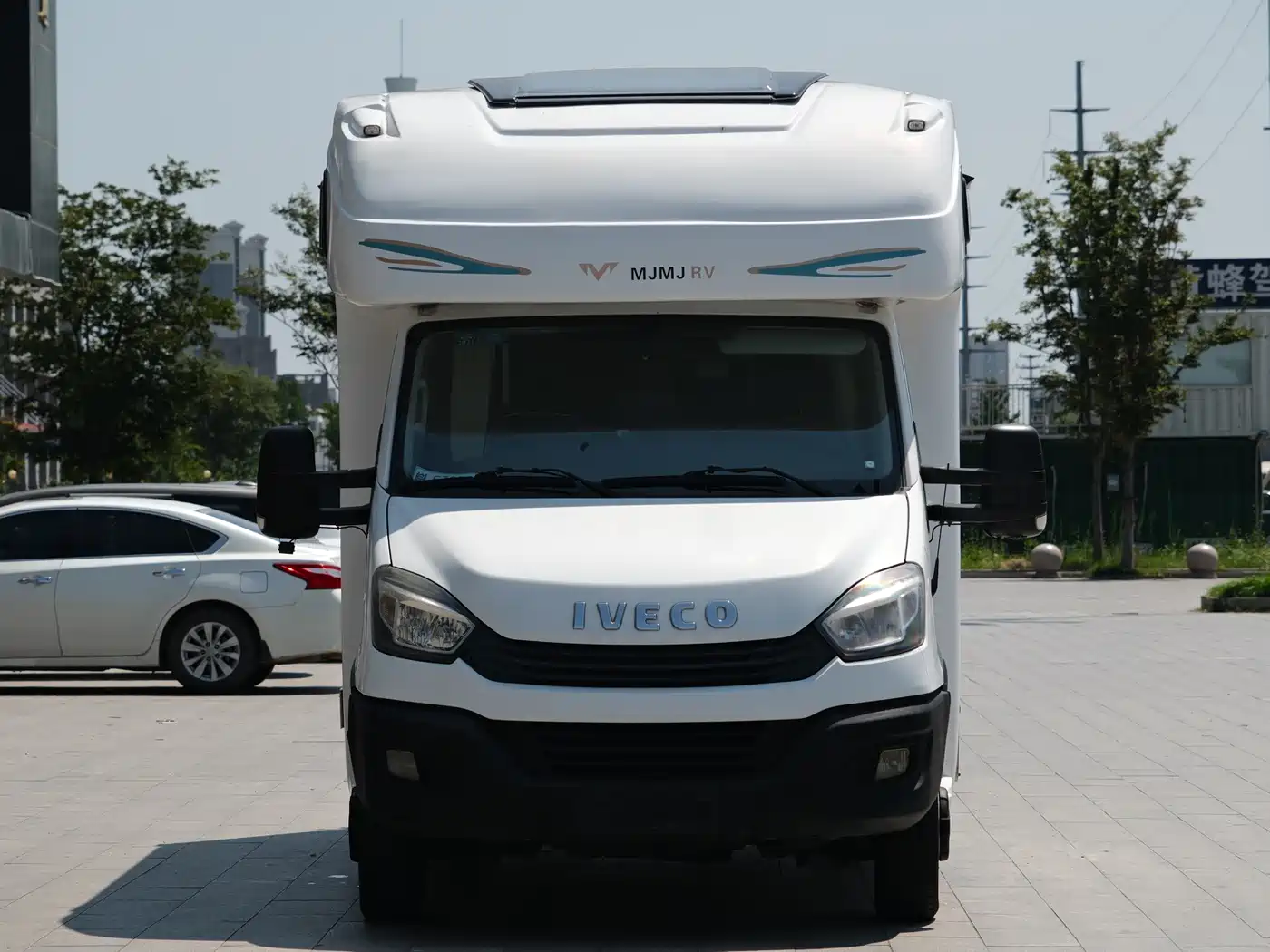 Iveco Daily 2019 2020 3.0T Automatic 4.5-ton Chassis Long Wheelbase Single Cab F1C