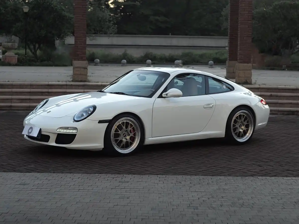 Porsche 911 2010 Carrera 3.6L