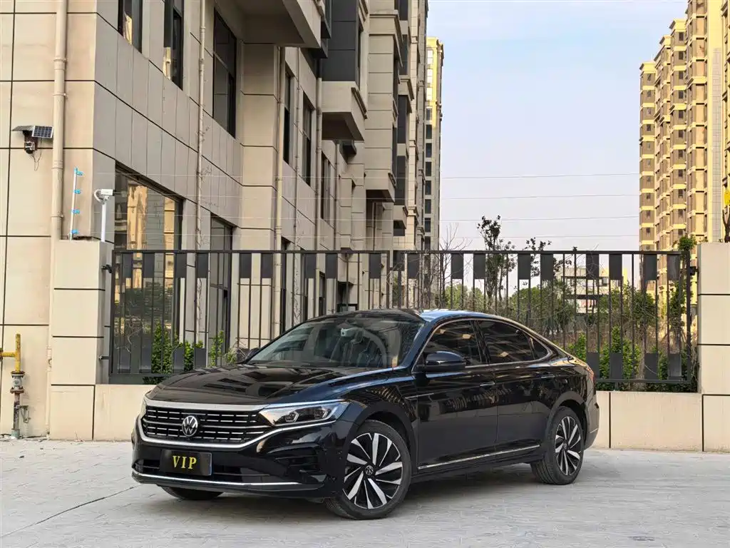 Volkswagen Passat 2024 380TSI Starlight Luxury Edition