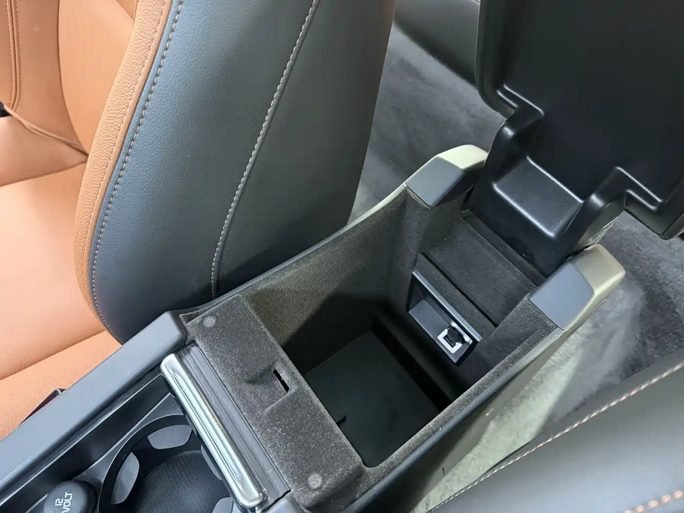 Фото 20 - Volvo S60