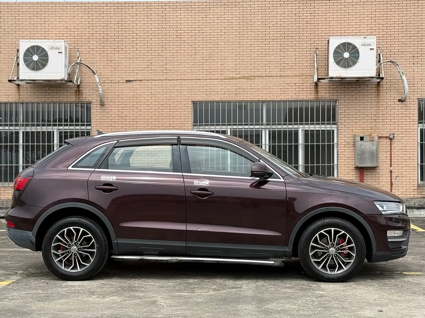 ZOTYE SR7