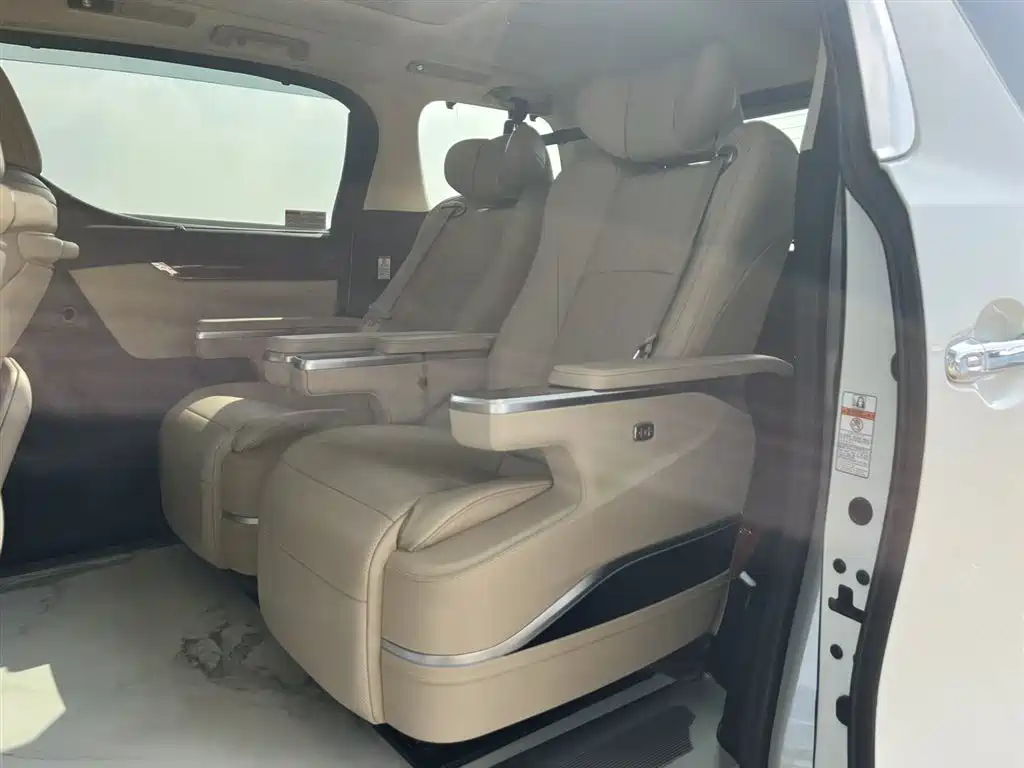 Toyota Alphard 2015 3.5L Luxury Edition фото 16
