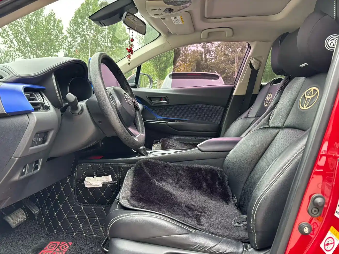 Toyota C-HR 2020 Model 2.0L Leading фото 7