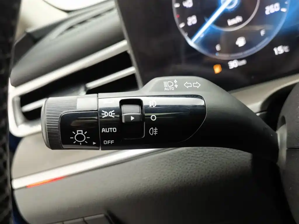 Kia K5 2020 270T CVVD Luxury Tech Version фото 21