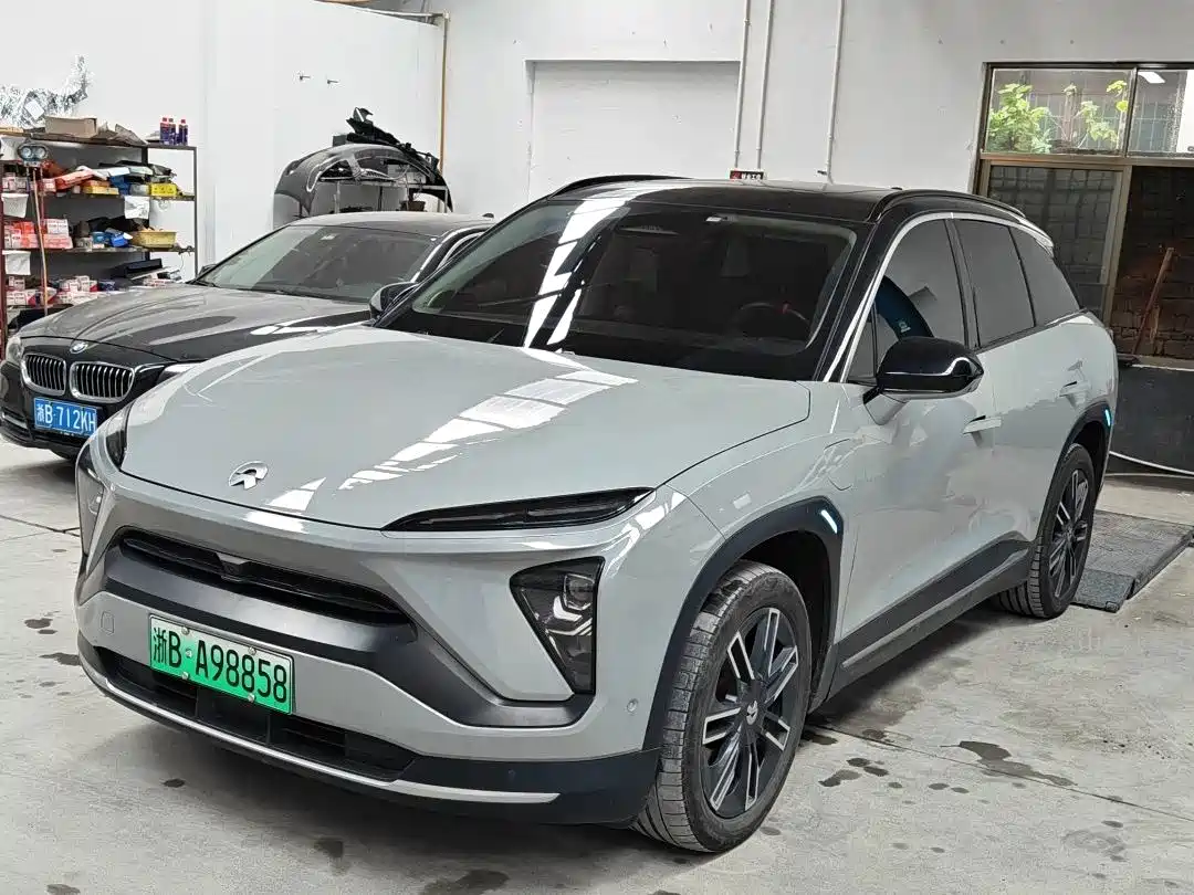 NIO ES6 2020