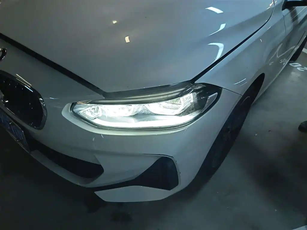 BMW 1 Series 2021 120i M Sport фото 18