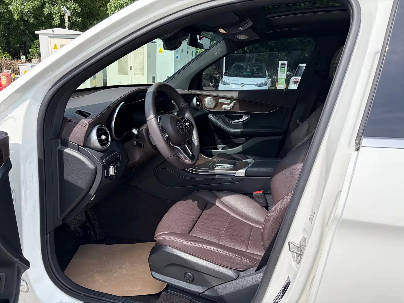 Mercedes-Benz GLC 2022 Model GLC 300 L 4MATIC Dynamic Edition фото 9