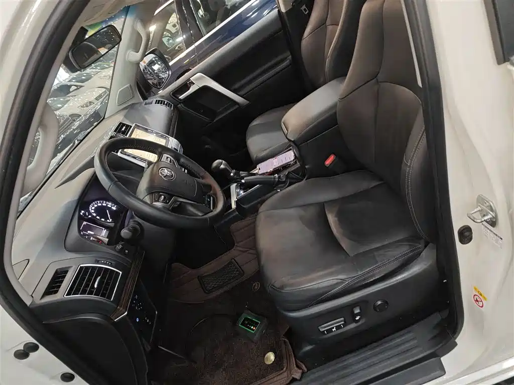 Toyota Prado 2018 3.5L Auto TX-L фото 11