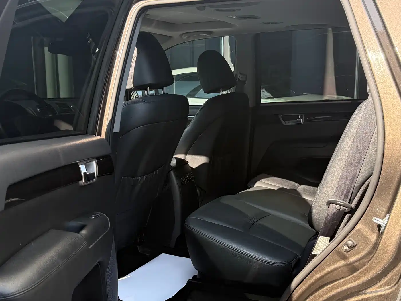 Kia Borego 2015 3.8L Luxury Edition China IV фото 11