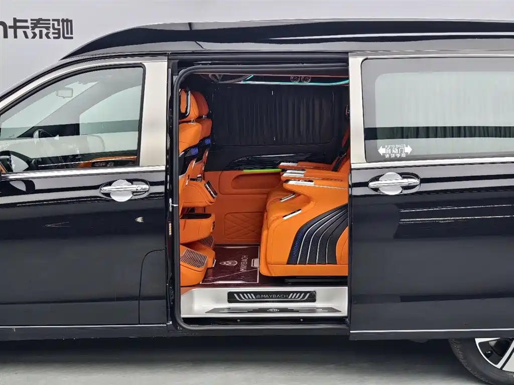 Mercedes-Benz Vito 2024 2.0T Business 8-Seater фото 7