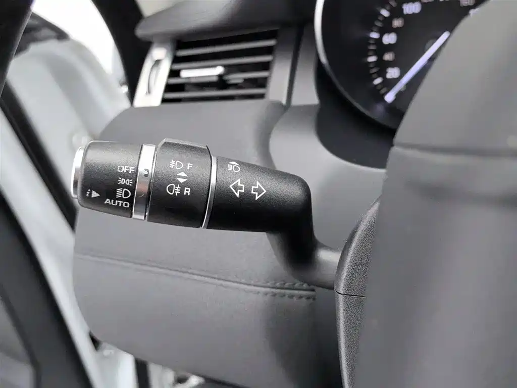 Land Rover Range Rover Evoque 2018 240PS SE Smart Edition фото 21