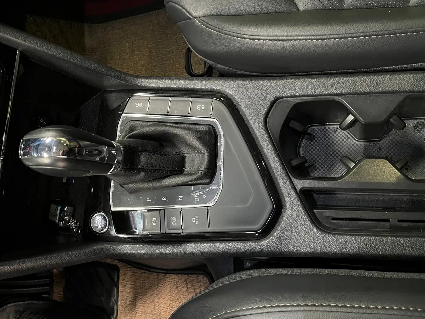 Volkswagen Tharu 2021 280TSI 2WD Luxury Plus фото 13
