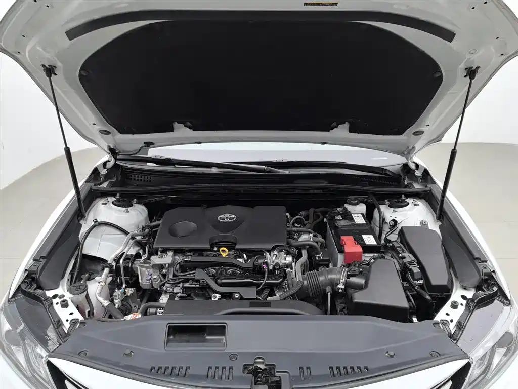 Toyota Camry 2021 2.0G Luxury Edition фото 6