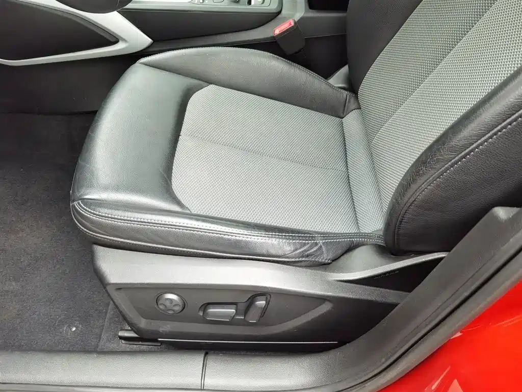 Audi Q2L 2018 35 TFSI Fashion Elegance China VI фото 20