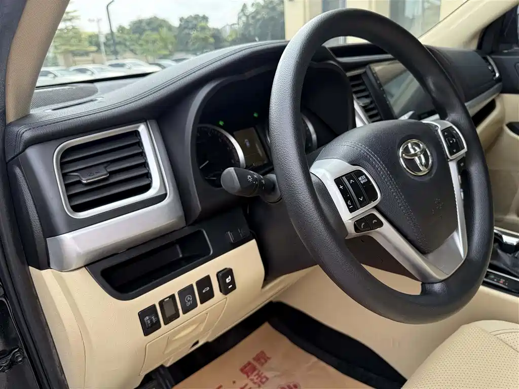 Toyota Highlander 2018 2.0T 2WD Elite 7-seater (China V) фото 24