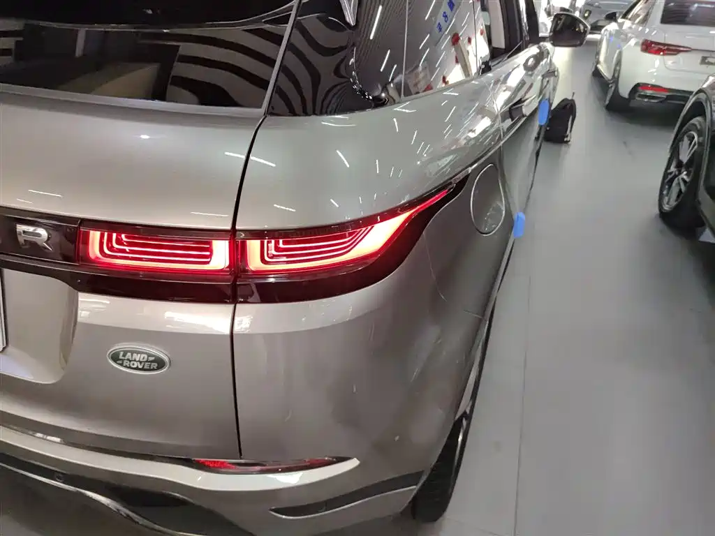 Land Rover Range Rover Evoque 2021 Range Rover Evoque L 249PS R-Dynamic SE Luxury Edition фото 8