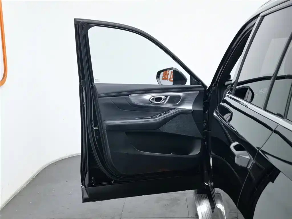 GAC Trumpchi Trumpchi GS8 2022 Pilot Series 2.0TGDI 2WD Premium Edition (7-Seater) фото 8