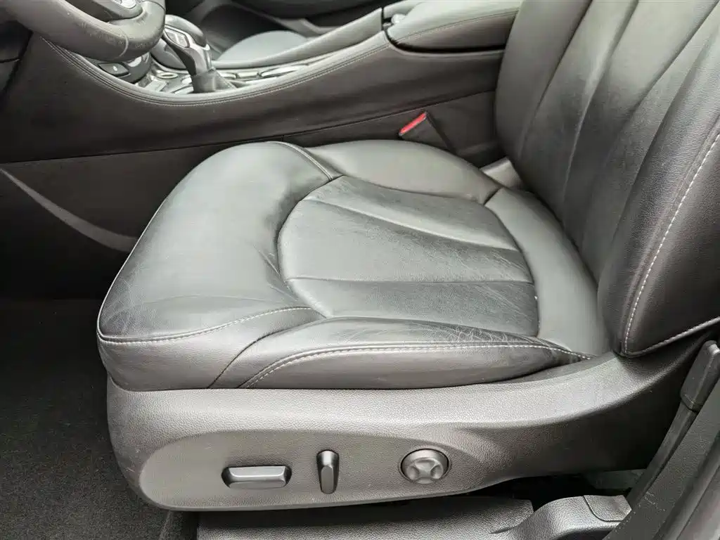 Buick Envision Plus 2020 20T FWD Elite фото 20