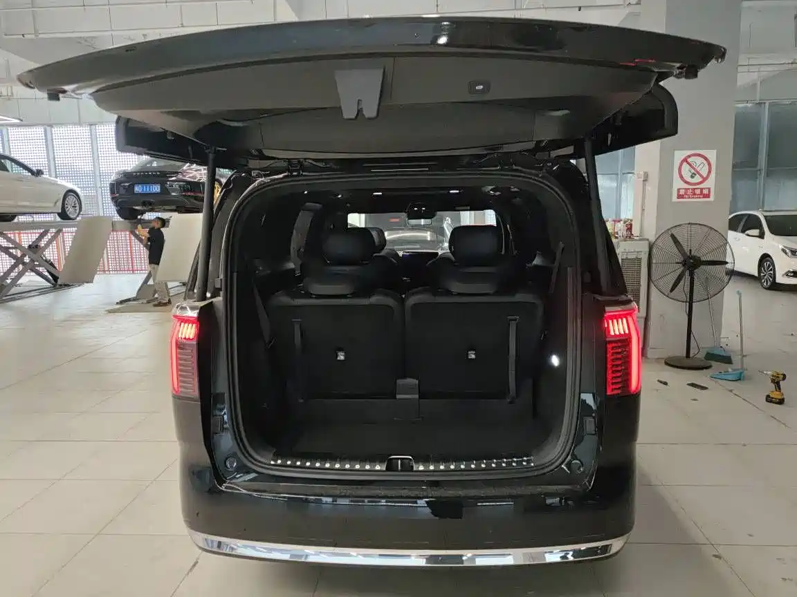 ZEEKR EXTREME KRYPTON 009