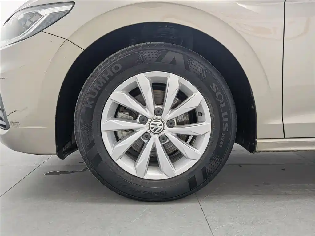Volkswagen Bora 2019 1.5L Auto Fashion Model фото 17