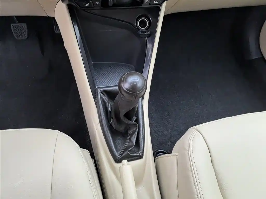 Toyota Vios 2014 1.3L Manual Stylish Edition фото 13