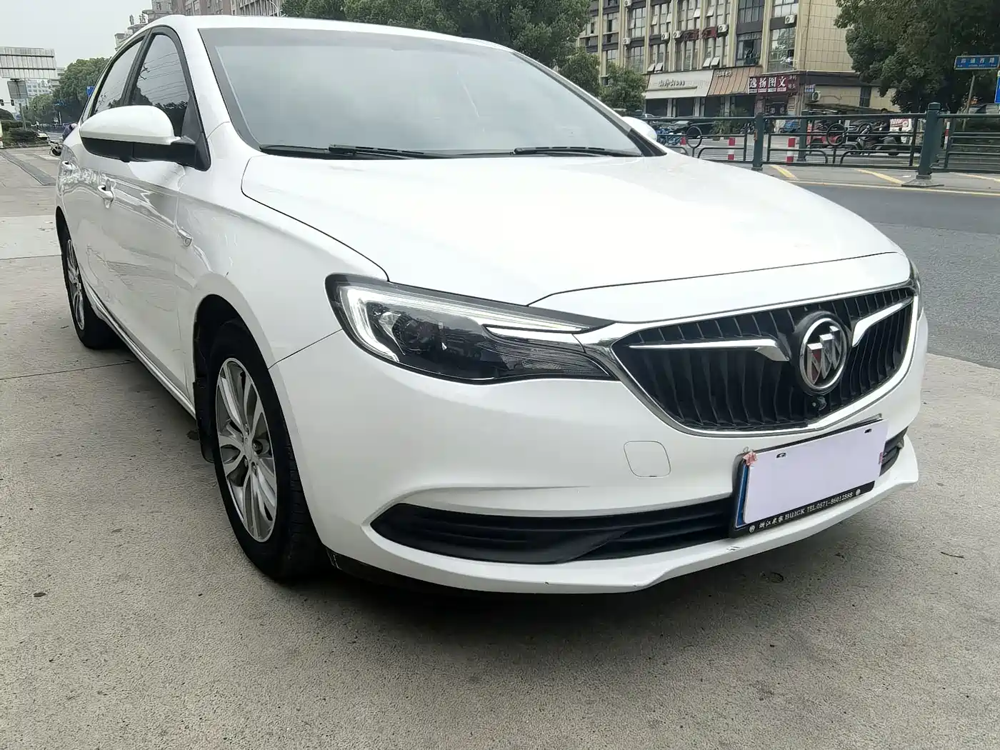 Buick Excelle 2019 18T Auto Connected Elite China VI фото 3