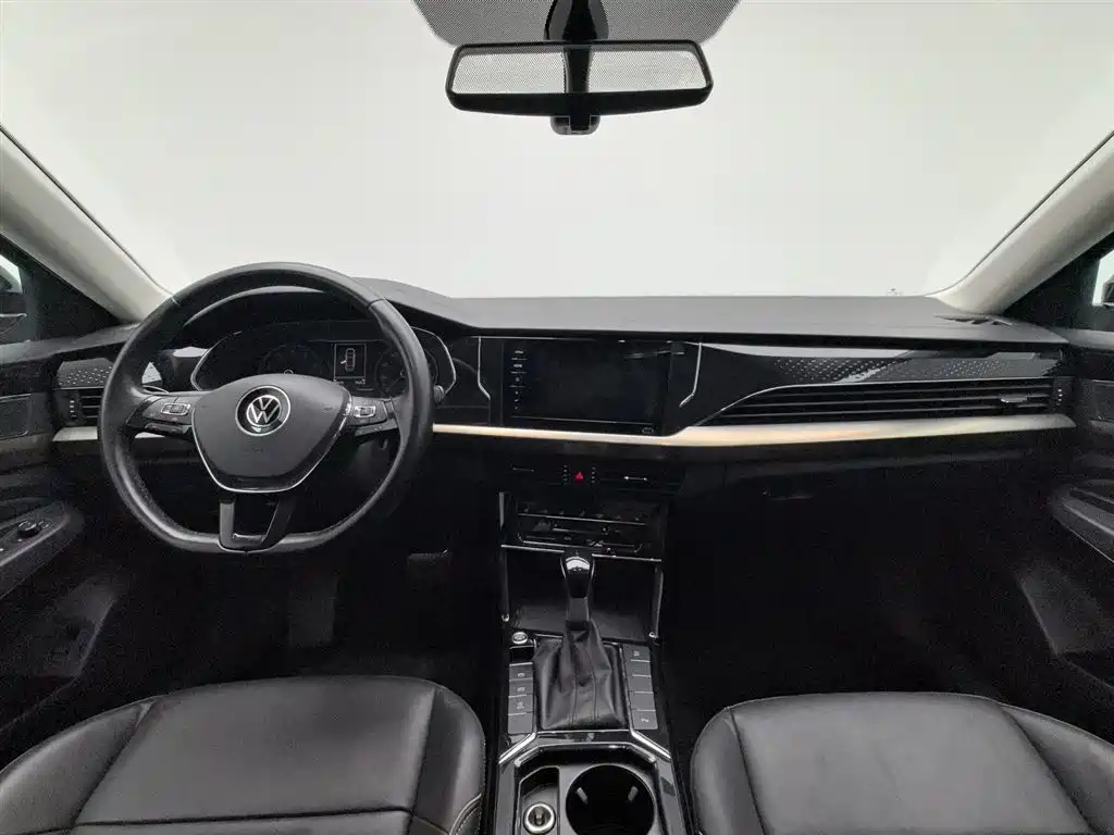 Volkswagen Passat 2021 Model 330TSI Elite Edition фото 5