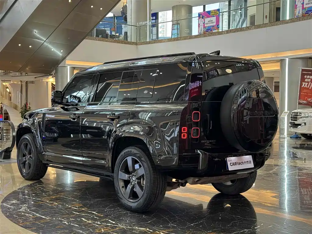 Land Rover Defender 2023 Facelift 110 3.0T P400 X-DYNAMIC HSE фото 6