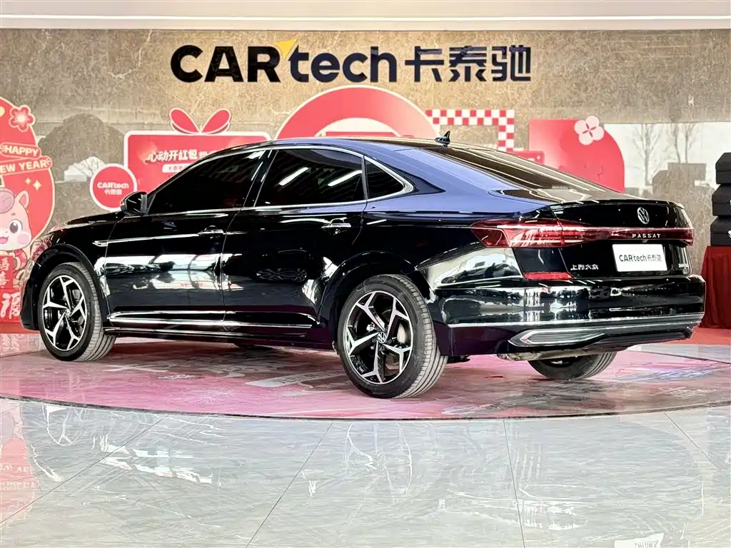 Volkswagen Passat 2023 330TSI Starlight Elite Edition фото 7