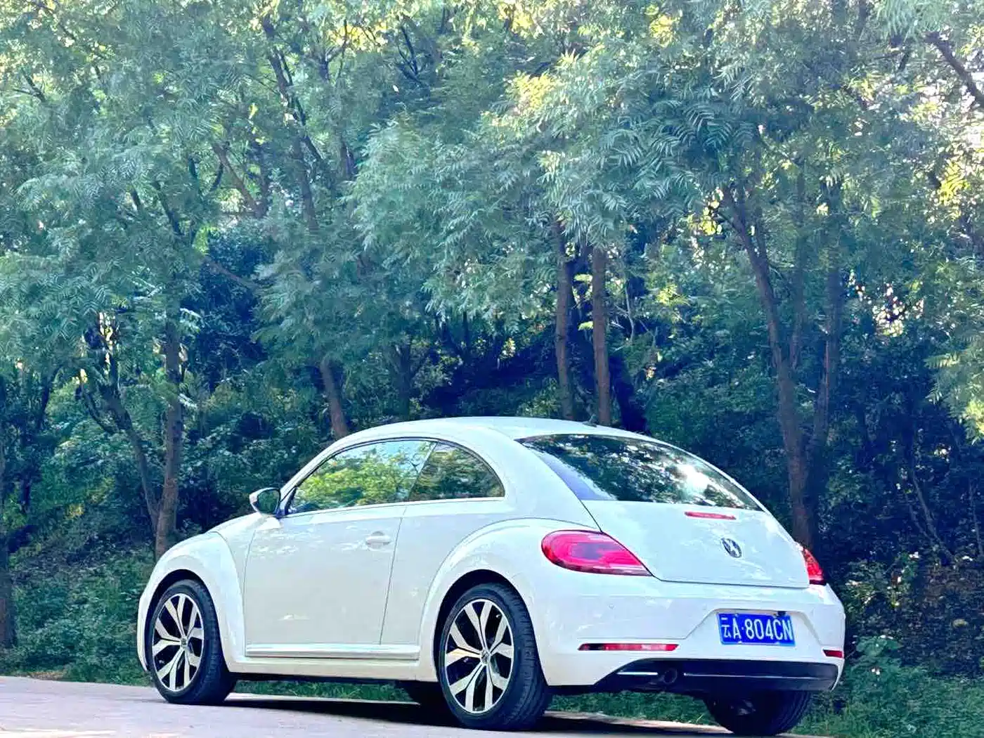 Volkswagen Beetle 2017 180TSI Enjoy фото 5