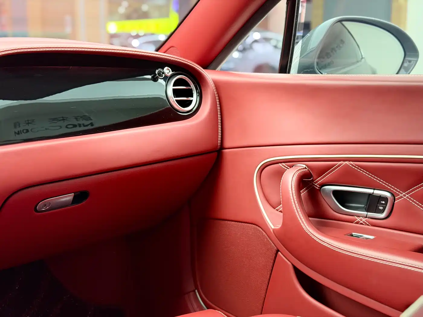 Bentley Continental 2010 Supersports 6.0 фото 17