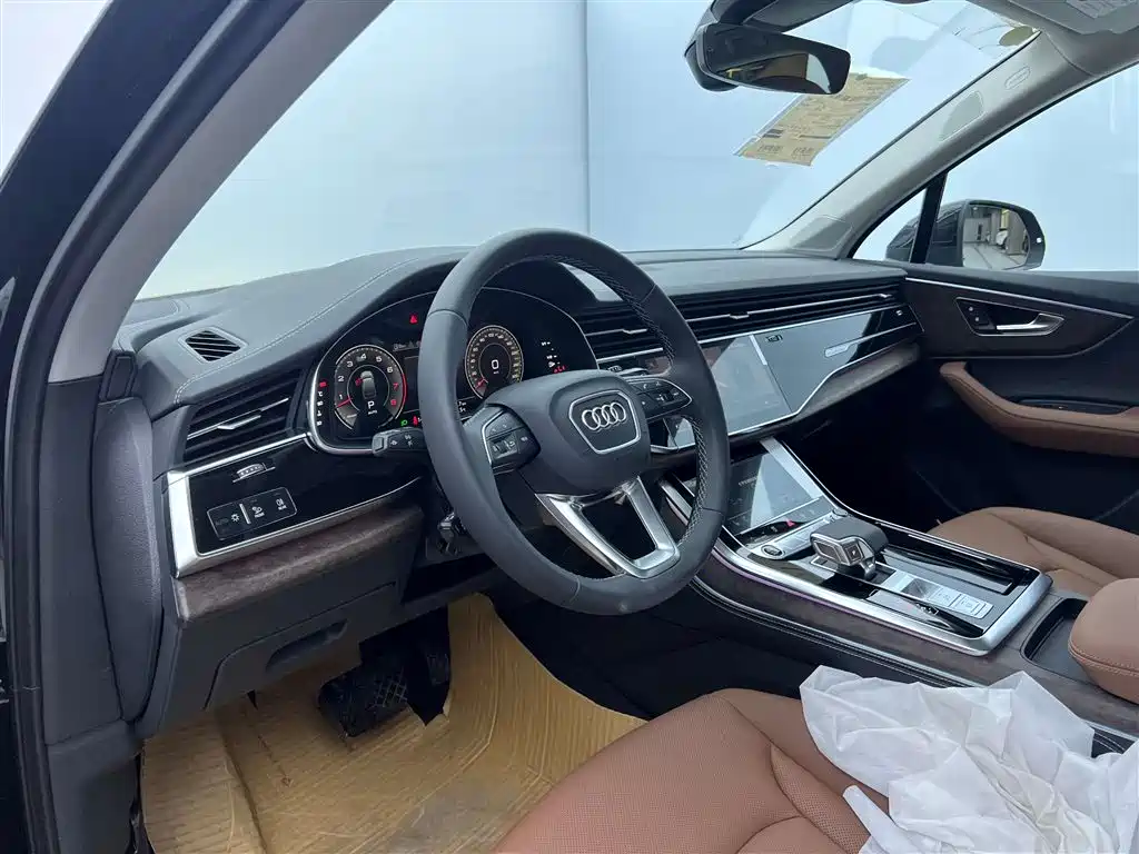 Audi Q7 2025 55 TFSI quattro S line Sport фото 16