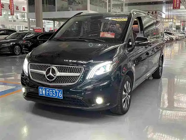 Mercedes-Benz Vito 2021 2.0T Business Edition 7-seater