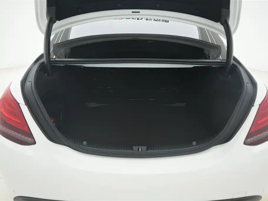 Mercedes-Benz C-Class 2019 Facelift C 260 L Sport фото 21