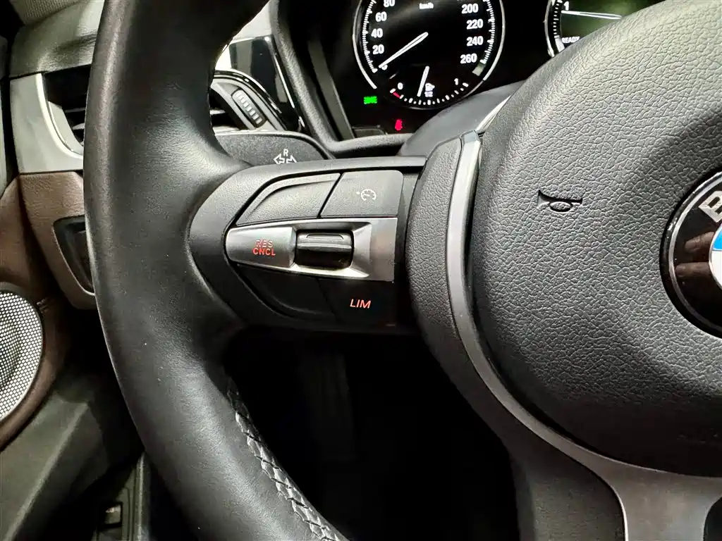 BMW X1 2022 sDrive25Li Leading фото 24