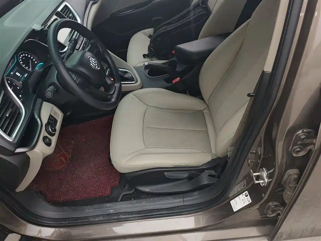 Buick Excelle 2017 18T Dual-Clutch Elite фото 15