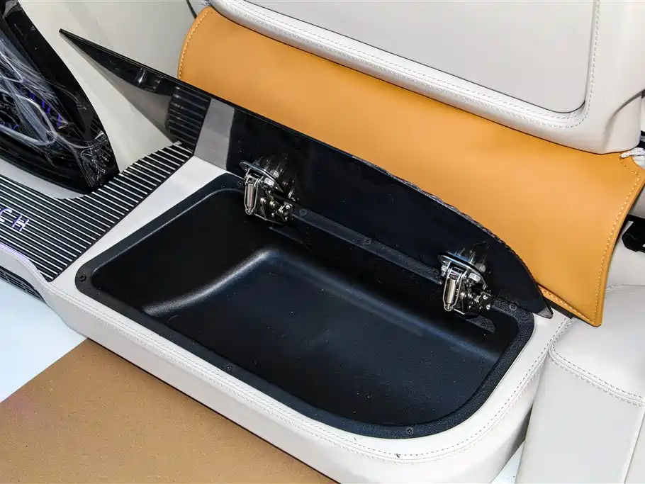 Mercedes-Benz Vito 2023 2.0T Elite 7-Seater фото 27