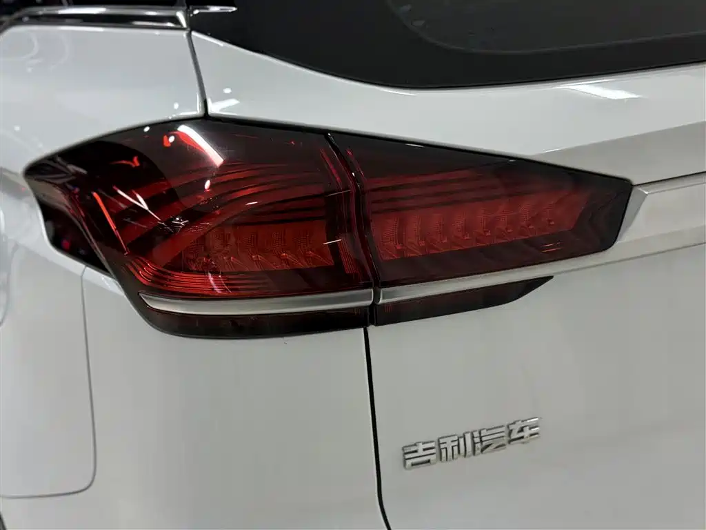 GEELY AUTOMOBILE BOYUE