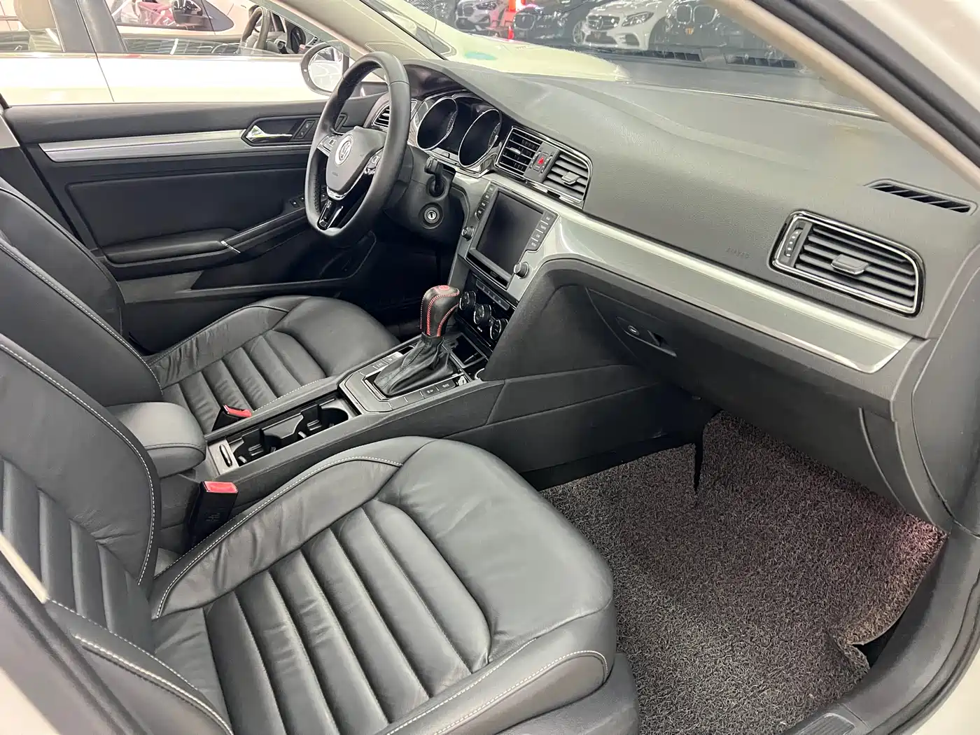 Volkswagen Lamando 2018 280TSI DSG Comfort Edition фото 9