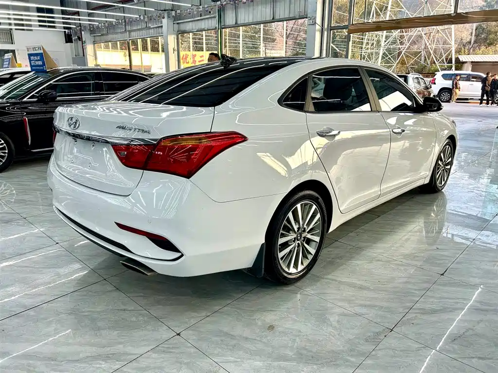 HYUNDAI NAME PICTURE