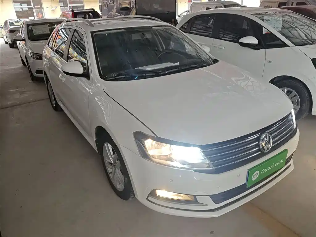 Volkswagen Lavida Tour 2017 180TSI DSG Comfort Edition фото 4