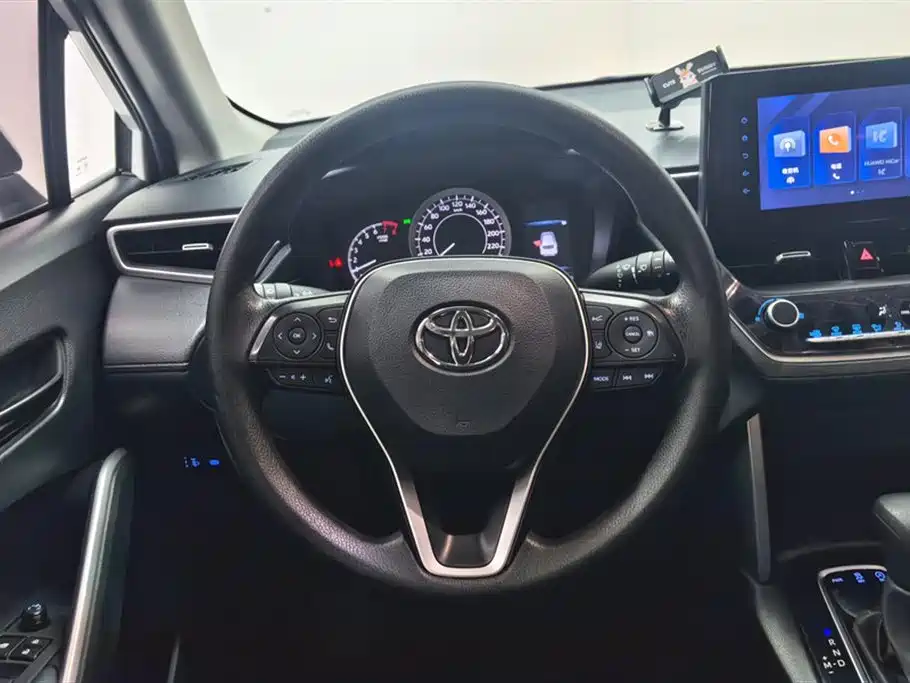 Toyota Frontlander 2022 2.0L CVT Leading Edition фото 15