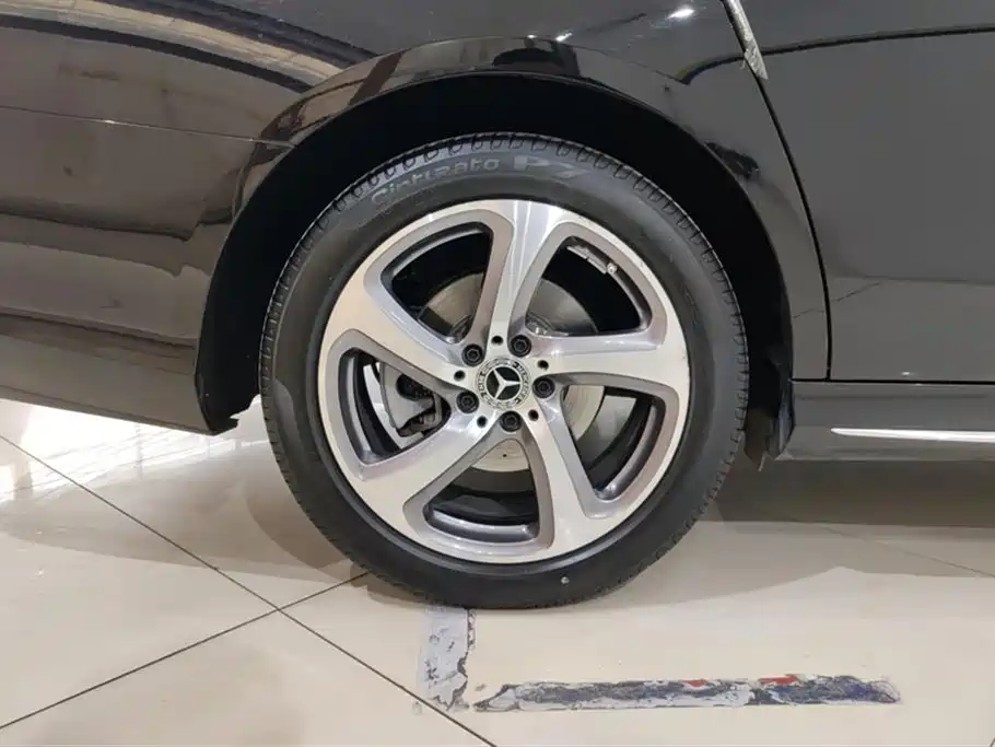 Mercedes-Benz E-Class 2020 E 260 L Sport 4MATIC фото 6