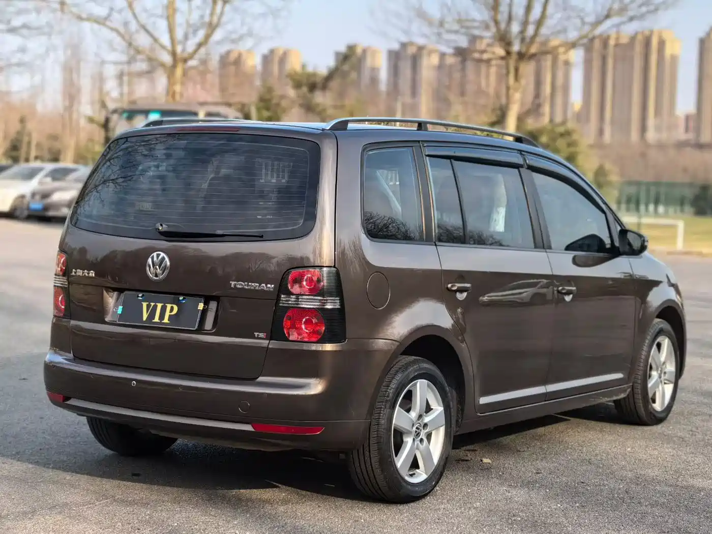 Volkswagen Touran 2013 1.4T Manual Trend 5-seater фото 6