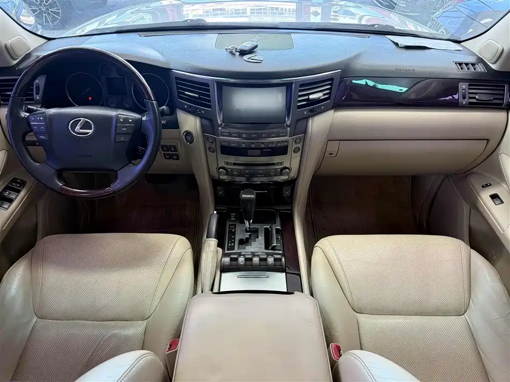 Lexus LX 2011 2009 570