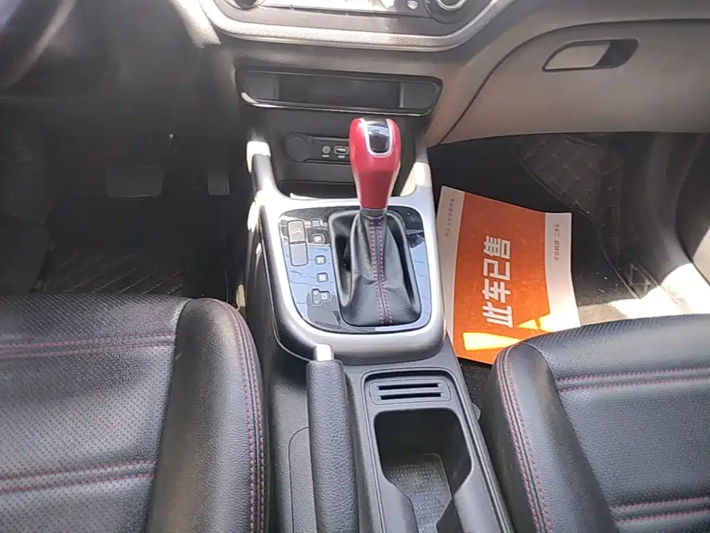 Kia KX3 2017 2017 1.6T Automatic Proud Elegance Edition
