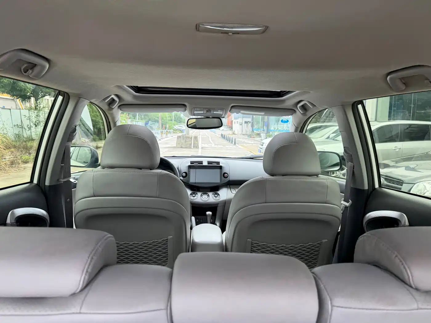 Toyota RAV4 (Import) 2008 2006 2.4 Luxury