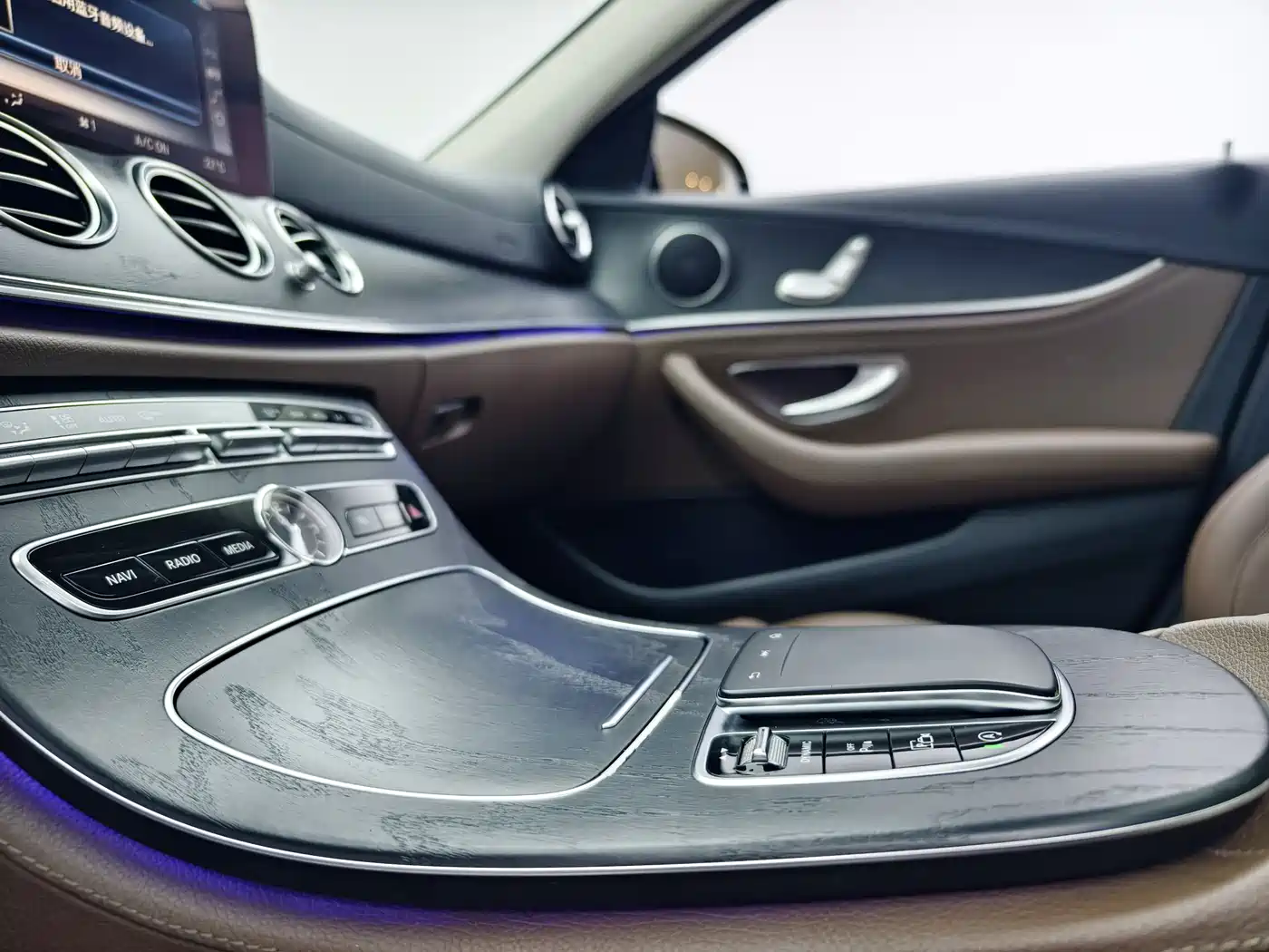 Mercedes-Benz E-Class 2019 Facelift E 300 L Sport Fashion фото 5