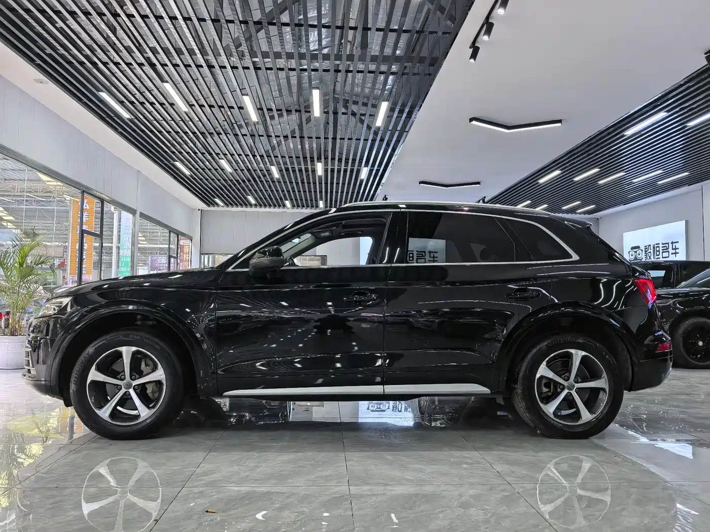 Audi Q5L 2018 40 TFSI Prestige Progressive (China V) фото 8